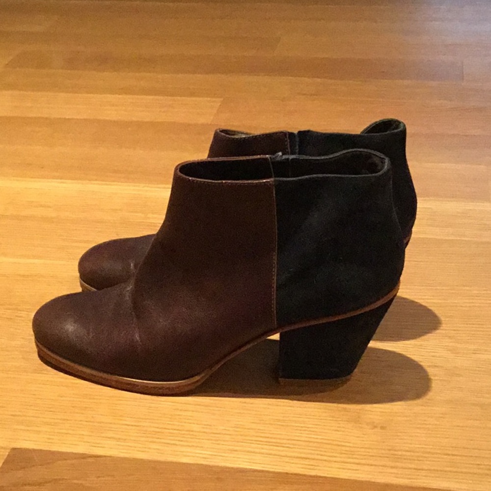 Rachel Comey Mars navy / brown boots size 9